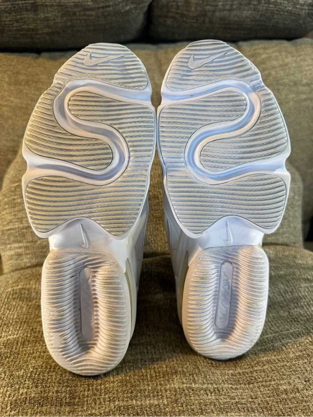 Nike Air Max Infinity 2 Women’s White/Photon Dust CU9453-100 Size 8.5